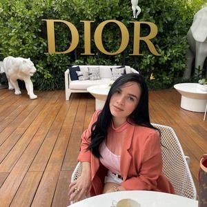 Meet your Posher, Dorielis